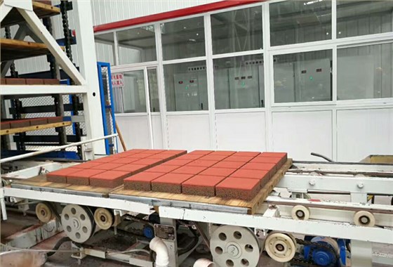 生態(tài)砌塊磚機