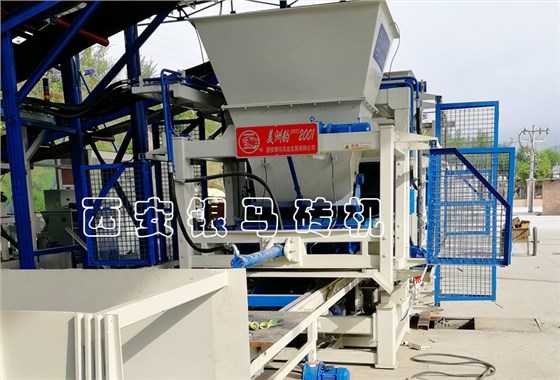 尾礦制磚設備：透水磚機操作及維護的方法有哪些？