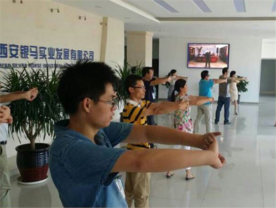 銀馬磚機(jī)活動(dòng)大廳