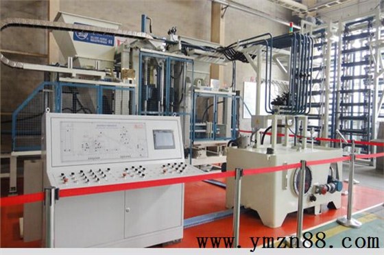 銀馬砌塊成型機(jī)