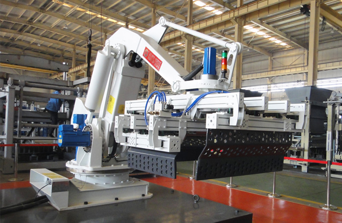 關(guān)鍵式碼垛機(jī)器人1