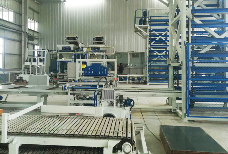 四點教您如何選擇一個合適的免燒磚機械設(shè)備廠家