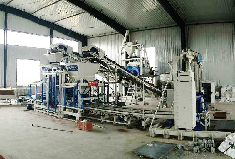 銀馬智能透水磚機(jī)新技術(shù) 銀馬智能透水磚機(jī)新技術(shù)