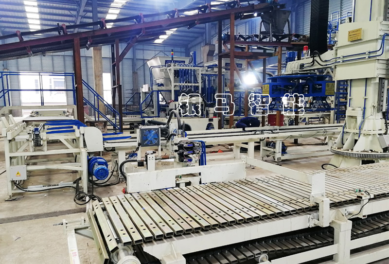 空心磚制磚機(jī)生產(chǎn)線(xiàn)