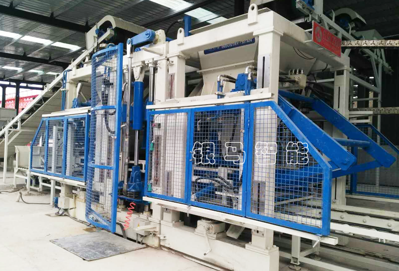 透水步道磚機(jī)攻克社會(huì)發(fā)展固廢資源化利用問題！