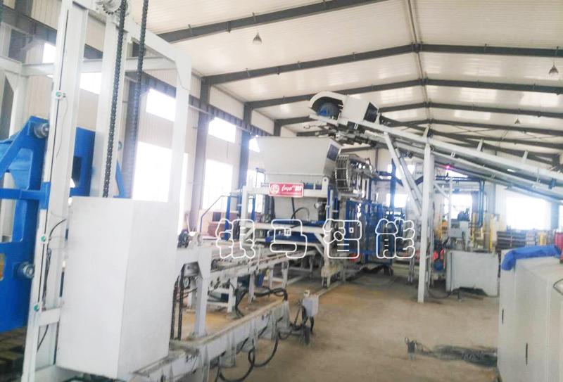 生態(tài)化全自動(dòng)透水磚設(shè)備工廠建立必須考慮的五大問題！