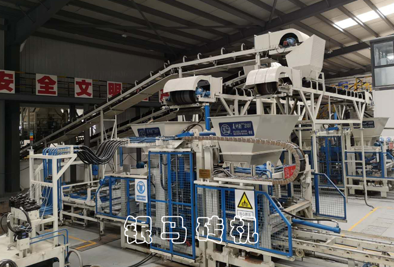 透水磚機(jī)：生態(tài)制磚機(jī)設(shè)備生產(chǎn)維護(hù)中應(yīng)注意哪些問(wèn)題？