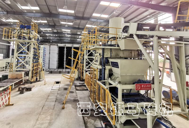 全自動水泥標(biāo)磚生產(chǎn)線：探索高端技術(shù)，呈獻(xiàn)“硬核”科技！