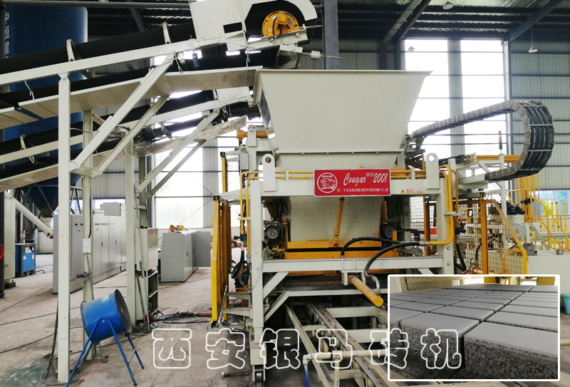 銀馬水泥磚機(jī)夏季生產(chǎn)，這些問(wèn)題必須提前預(yù)防！