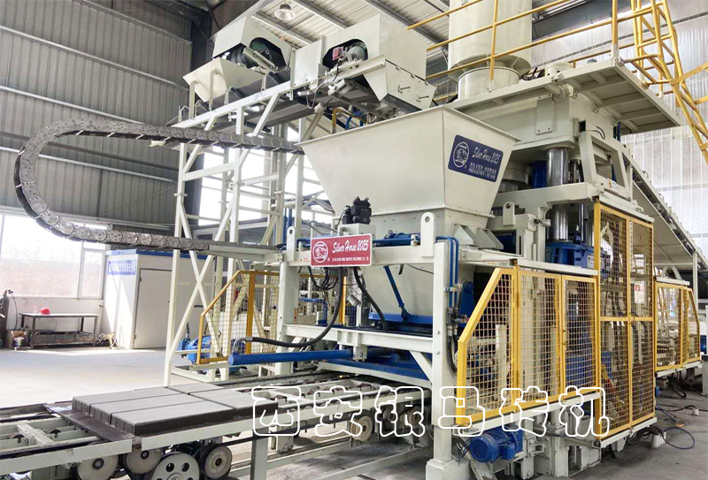 PC磚制磚機：水泥磚機日常操作細節(jié)與維護事項有哪些？