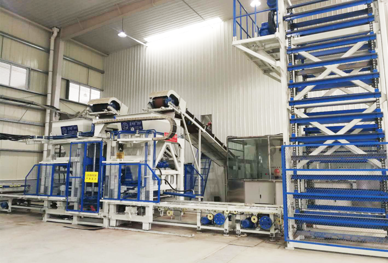 全自動磚機生產(chǎn)設備